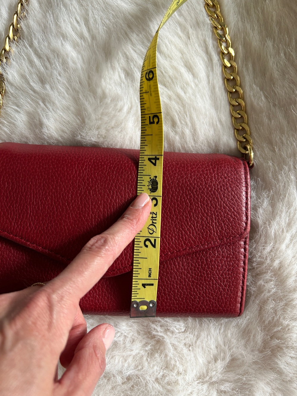 Stella and Max Red Leather Wallet w/ Removable Crossbody Chain Strap - Picture 7 of 8